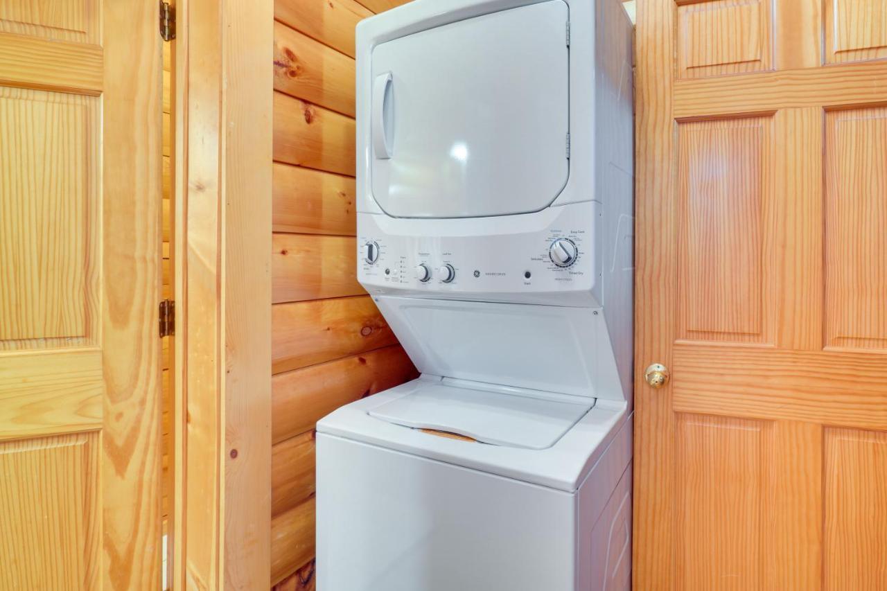 Lovely Gatlinburg Cabin With Private Hot Tub! Extérieur photo